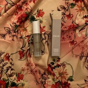 Rose Inc Skin Enhance Luminous Foundation - 030. NEW